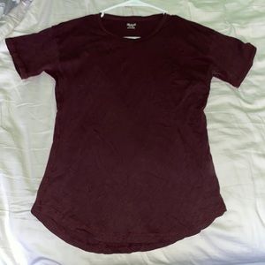 Maroon tshirt